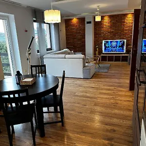Airport Apartament